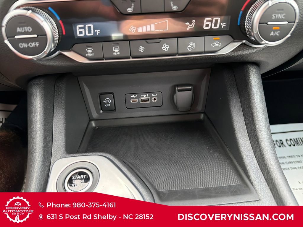 Certified 2025 Nissan Sentra SR FWD image 19