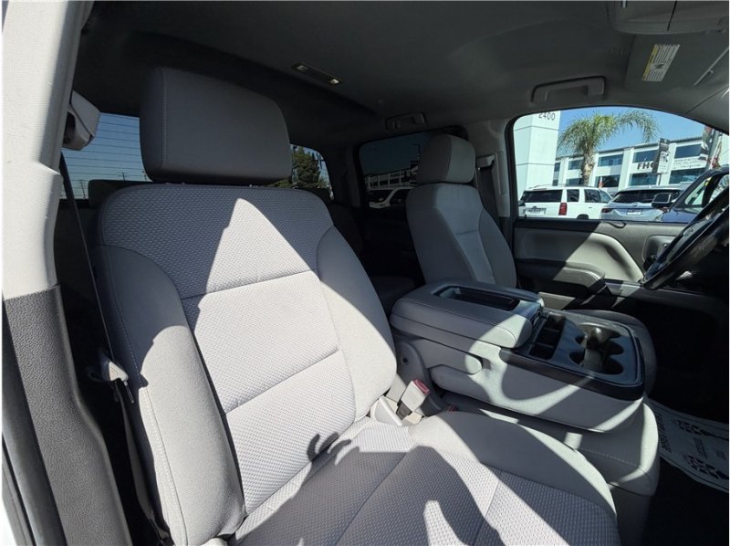 Used 2018 Chevrolet Silverado 1500 LT w/ Texas Edition RWD image 31