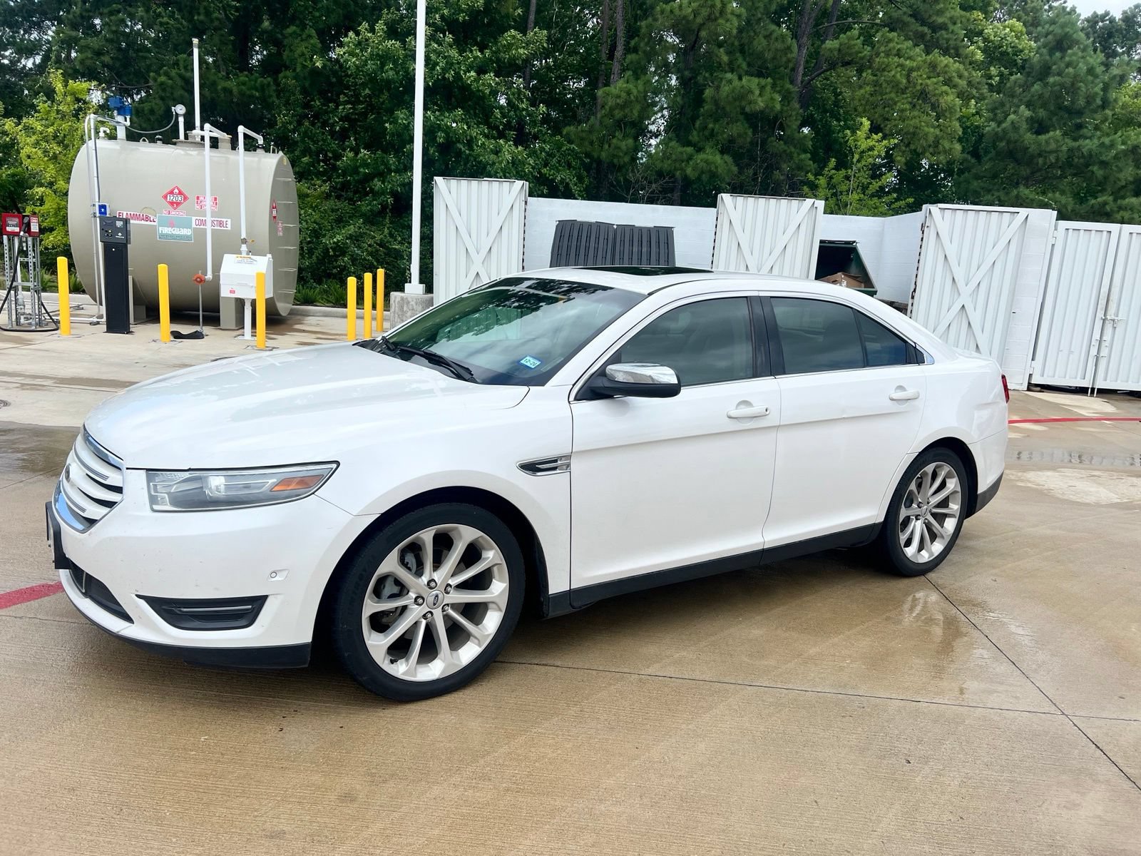 Used 2013 Ford Taurus Limited
