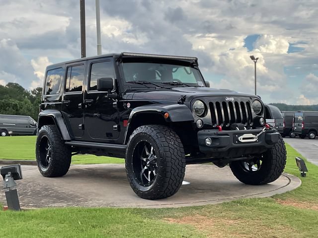 Used 2015 Jeep Wrangler Unlimited Rubicon AWD/4WD image 9