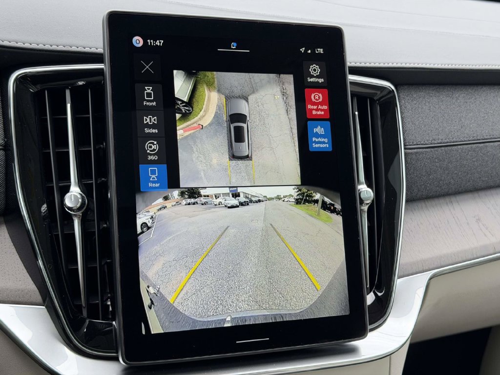 New 2026 Volvo XC90 B6 Ultra w/ Protection Package AWD/4WD image 4