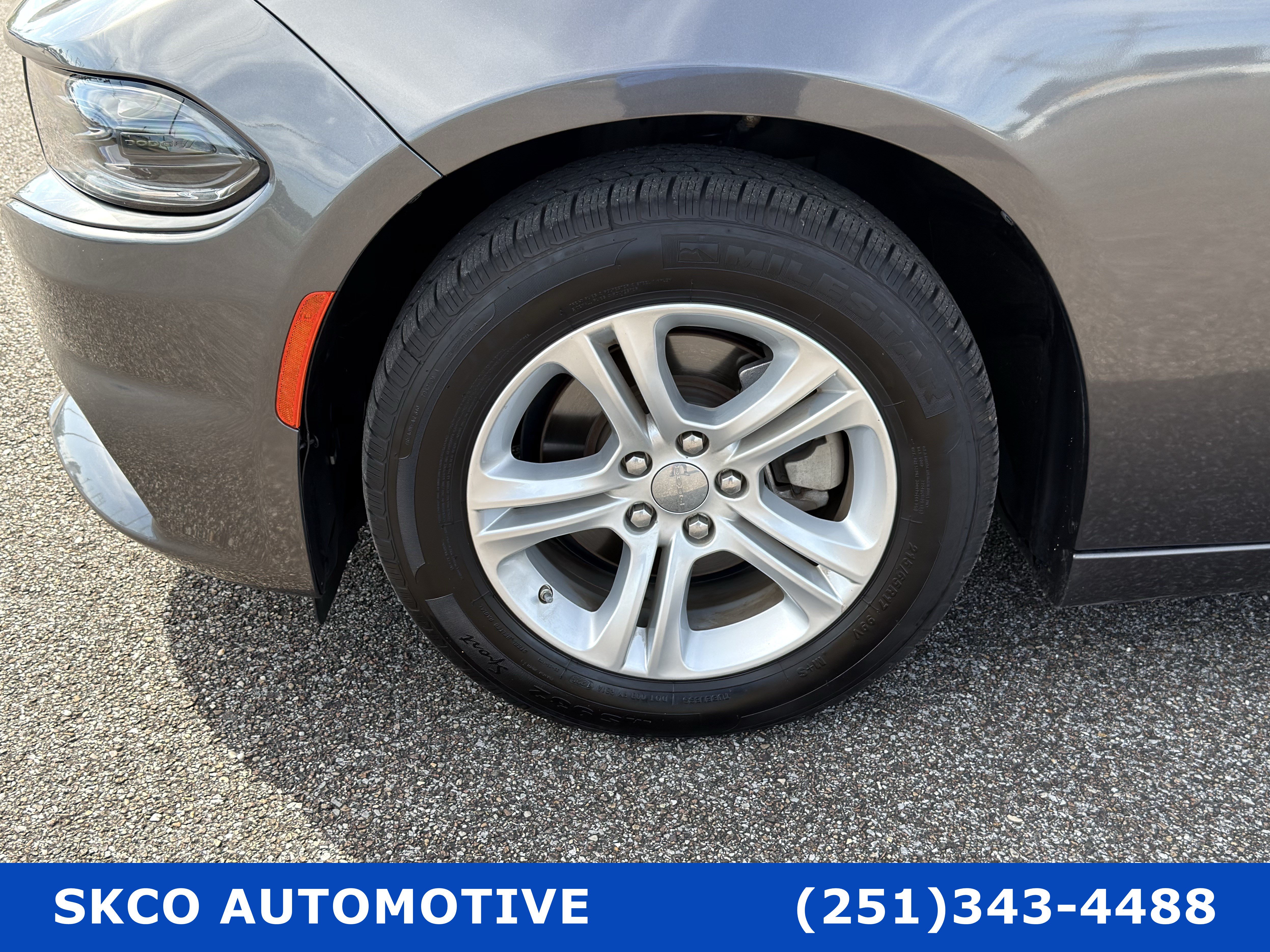 Used 2023 Dodge Charger SXT RWD image 9