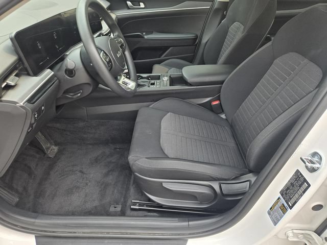 New 2025 Kia K5 LXS FWD image 12