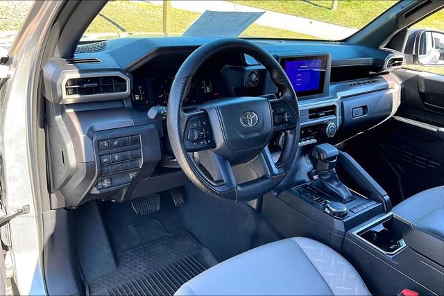 Used 2025 Toyota Tacoma SR5 image 14