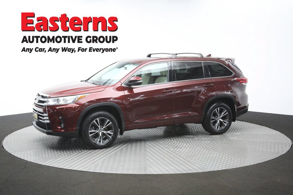Used 2018 Toyota Highlander Plus AWD/4WD image 57