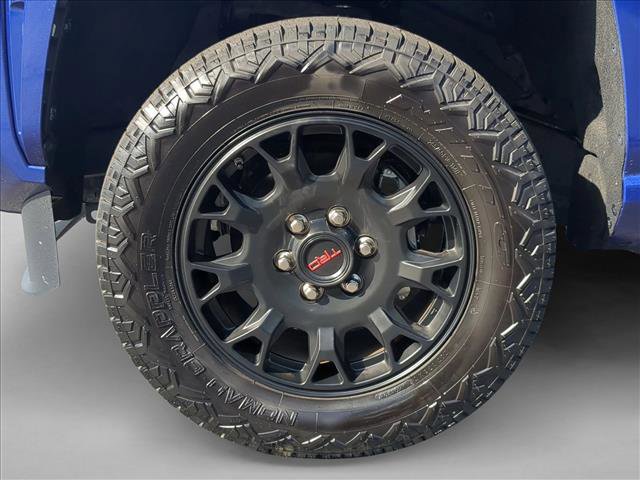 Used 2025 Toyota Tacoma SR5 image 21