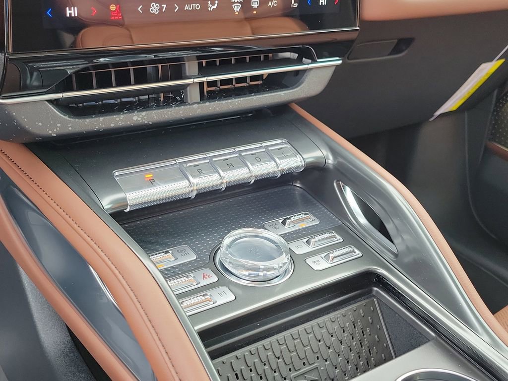 New 2026 Lincoln Nautilus Reserve AWD/4WD image 28