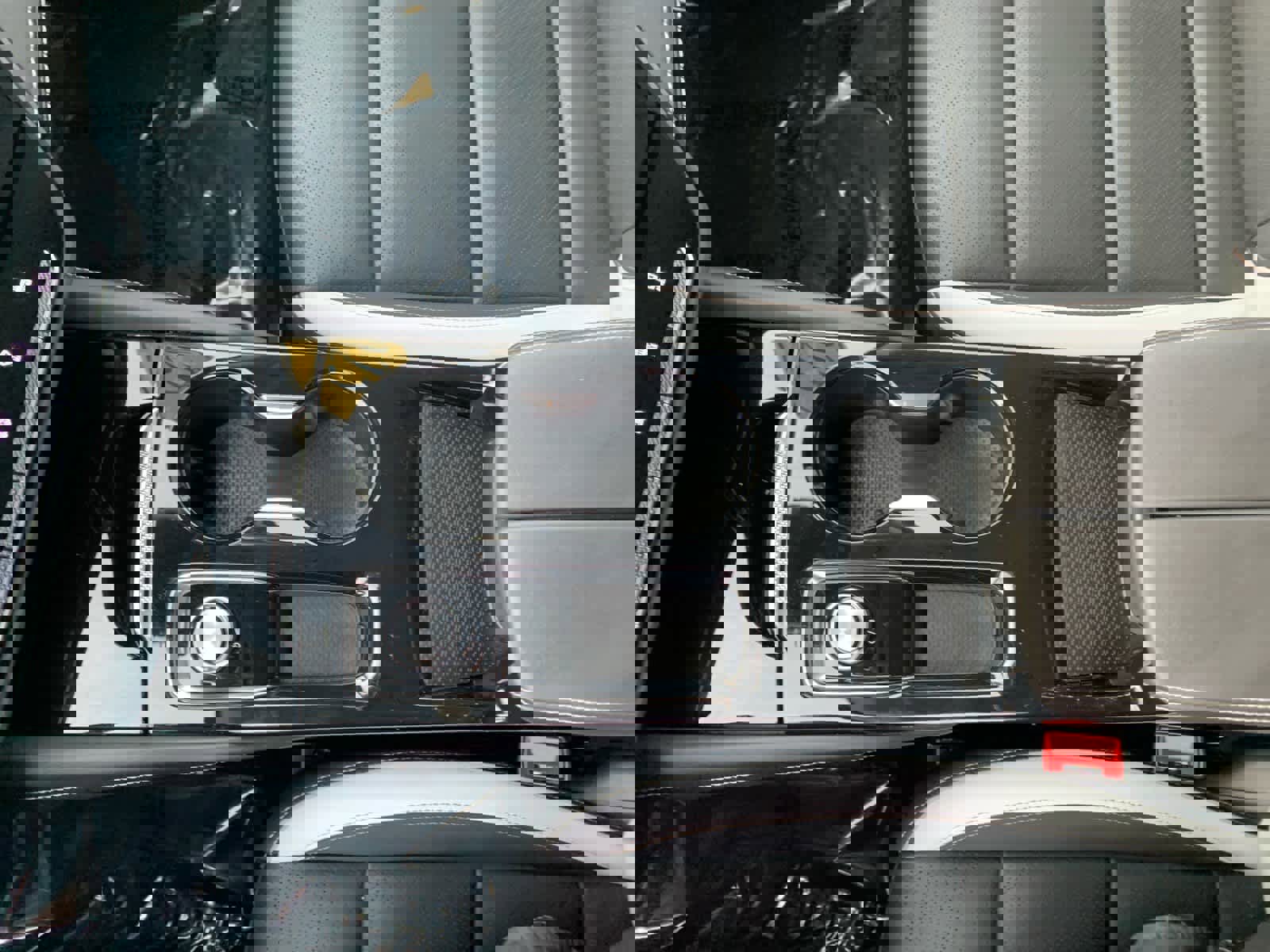 Used 2025 Buick Envision Sport Touring image 24