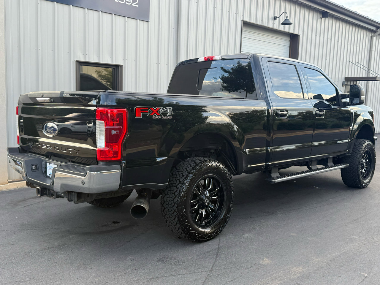 Used 2017 Ford F250 Lariat w/ Lariat Value Package image 7