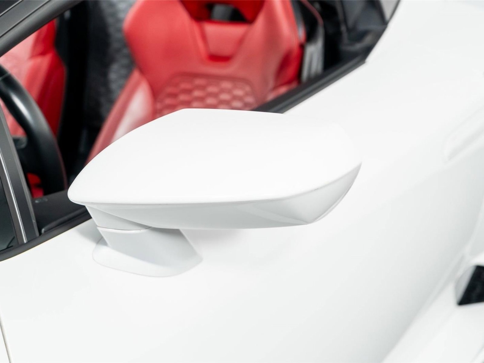 Used 2018 Lamborghini Huracan LP 580-2 image 27