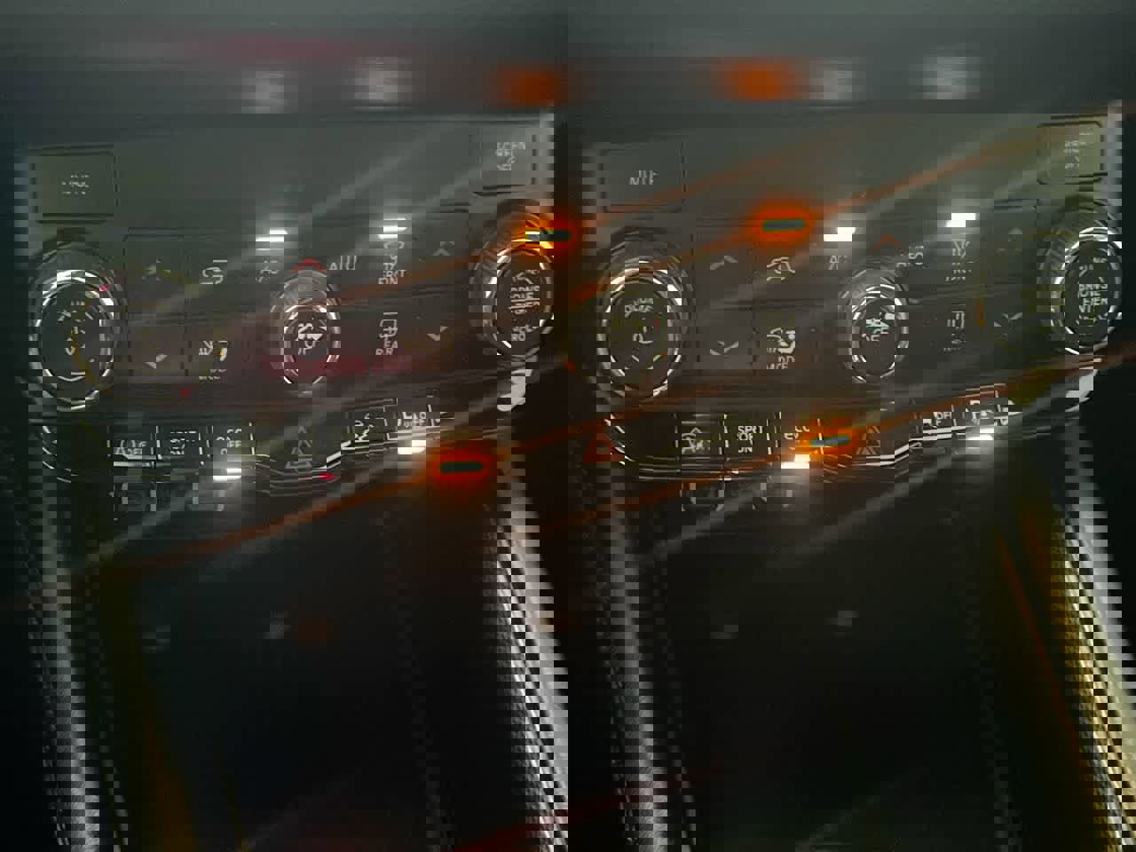 Used 2021 Dodge Durango GT image 19