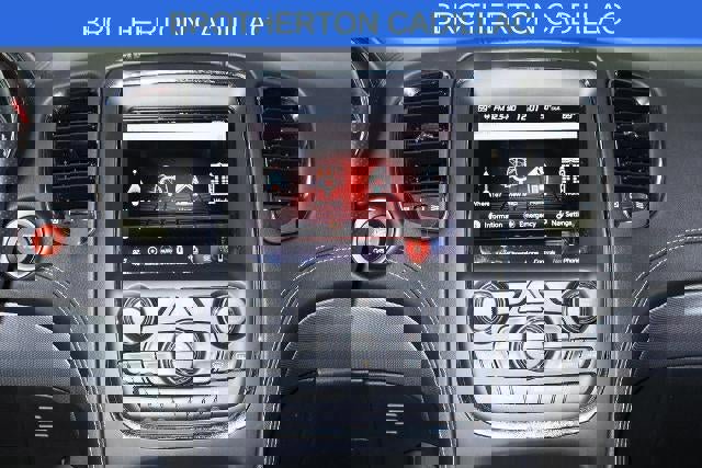 Used 2018 Dodge Durango SRT w/ SRT Interior Appearance Group image 21