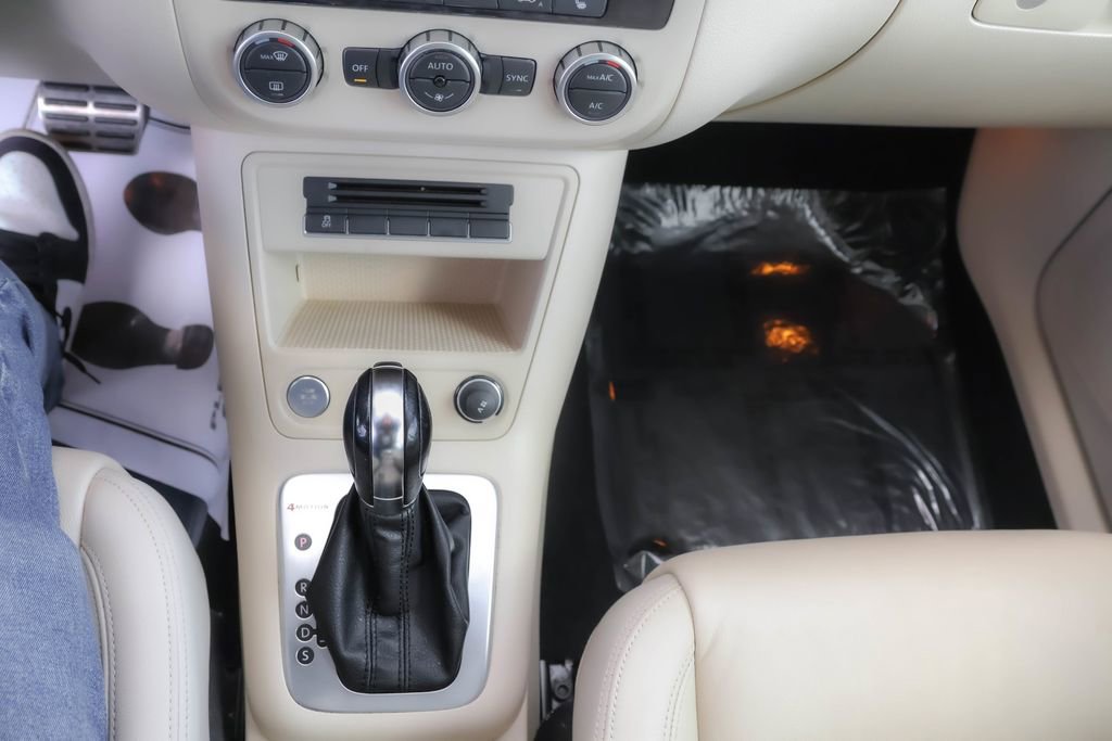 Used 2014 Volkswagen Tiguan R-Line image 22