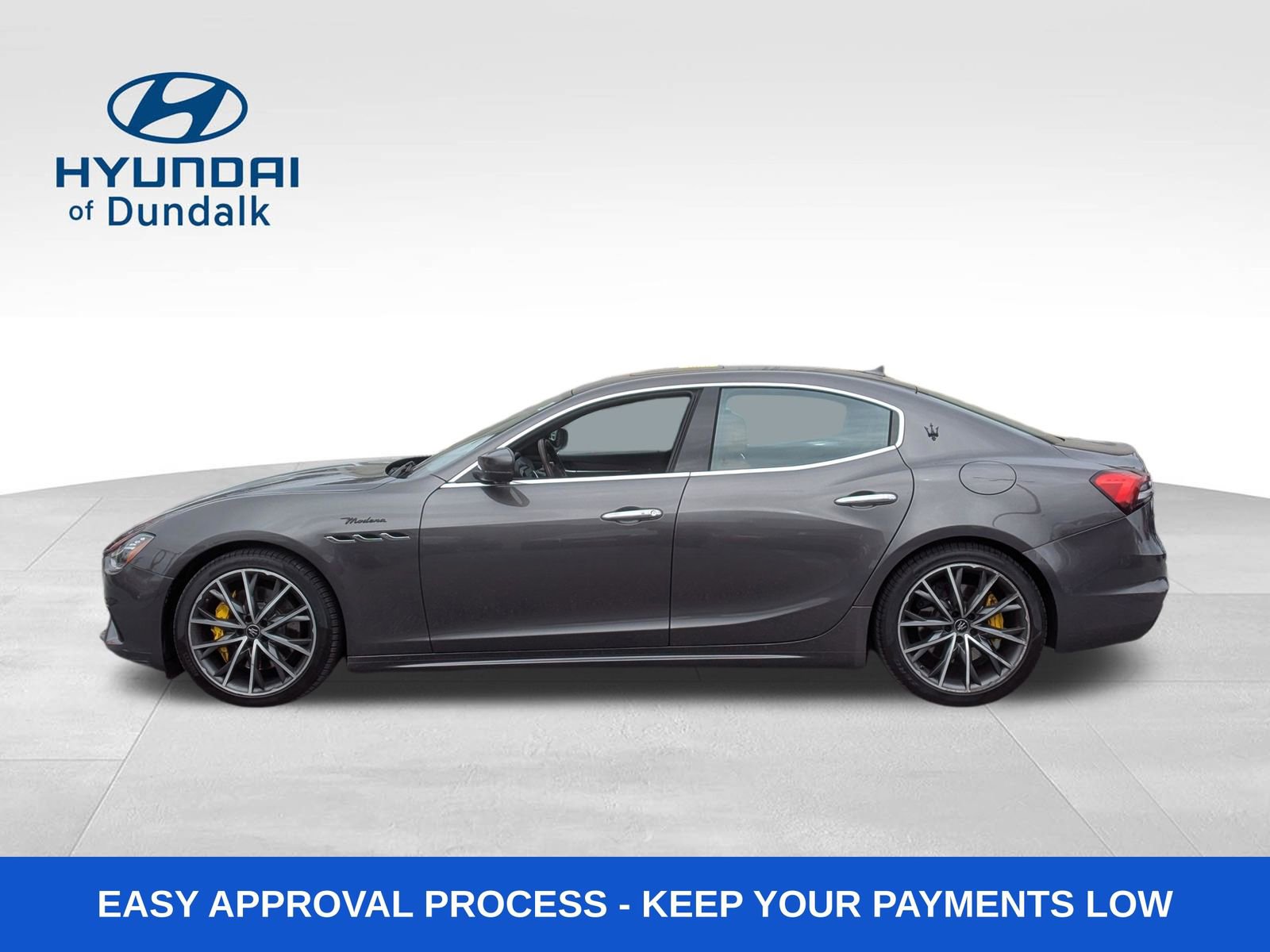 Used 2023 Maserati Ghibli Modena Q4 image 2