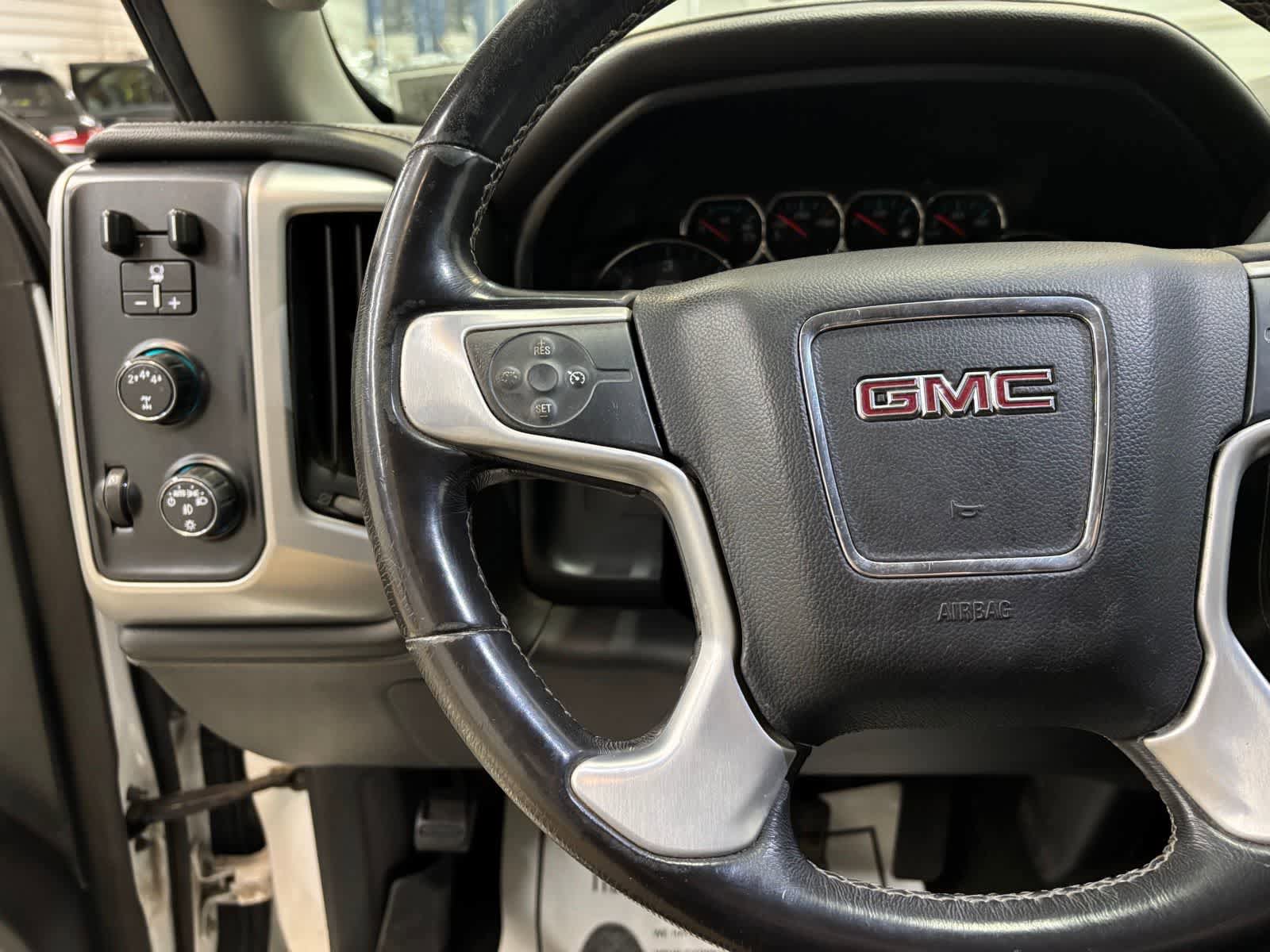 Used 2018 GMC Sierra 2500 SLE w/ HD SLE Preferred Plus Package image 14