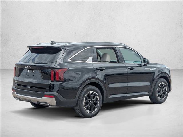 Used 2024 Kia Sorento S w/ Panoramic Sunroof Package FWD image 5