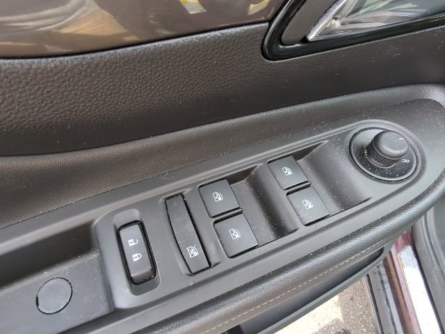 Used 2017 Buick Encore Preferred w/ Experience Buick Package image 27