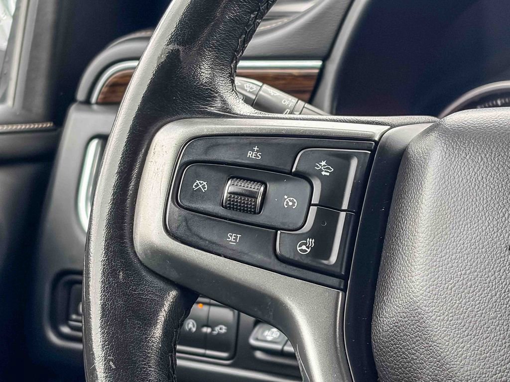 Used 2021 Chevrolet Tahoe Premier w/ Premium Package image 21