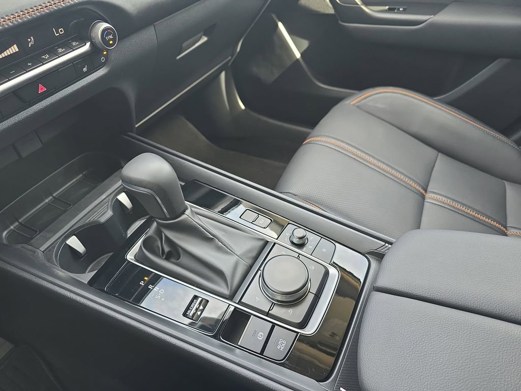 Used 2025 MAZDA CX-50 AWD 2.5 Hybrid w/ Premium Pkg image 24