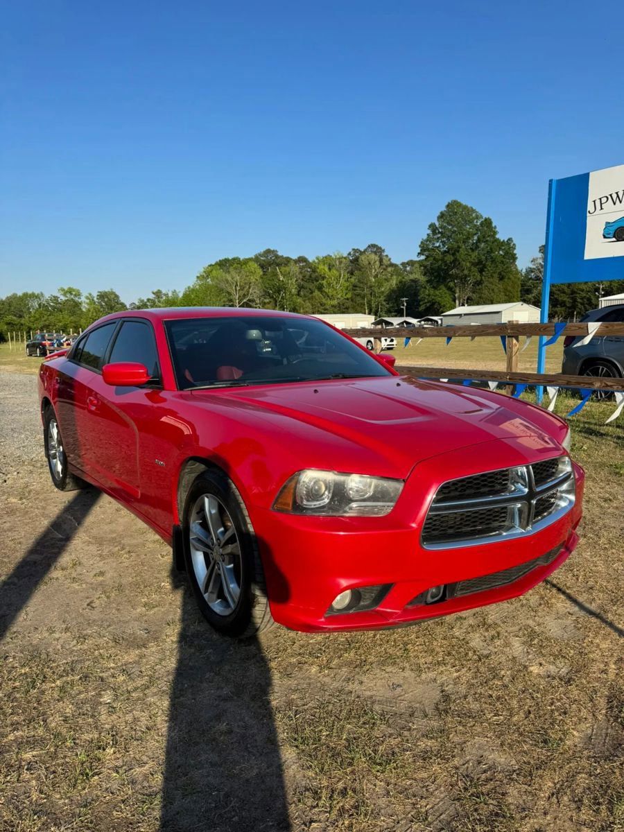 Used 2013 Dodge Charger R/T image 2