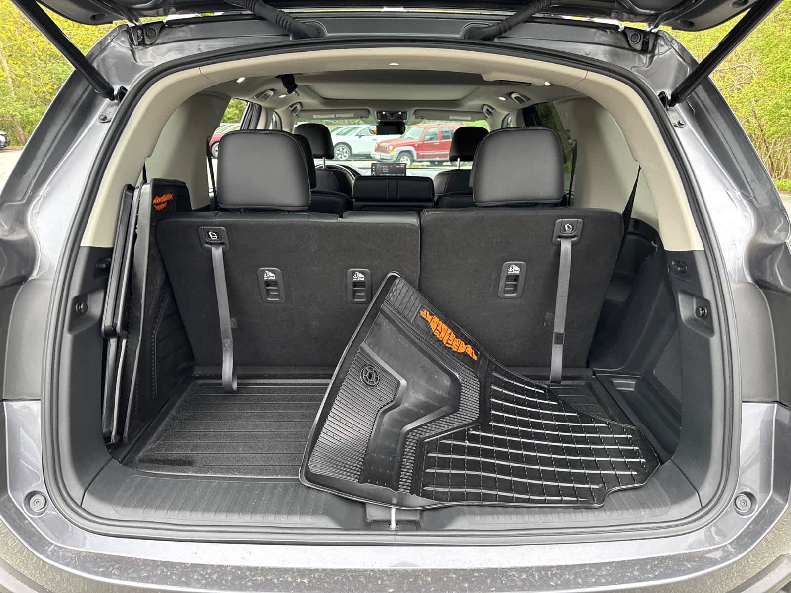 Used 2025 Honda Pilot Touring image 35