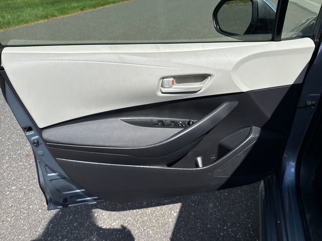 Used 2025 Toyota Corolla LE image 22