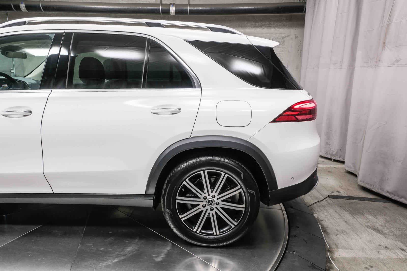 Used 2026 Mercedes-Benz GLE 450e 4MATIC image 8