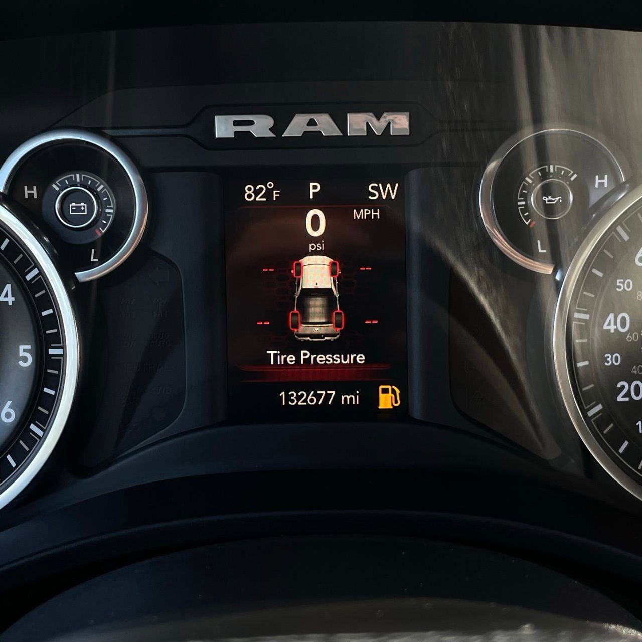 Used 2019 RAM 1500 Big Horn RWD image 15