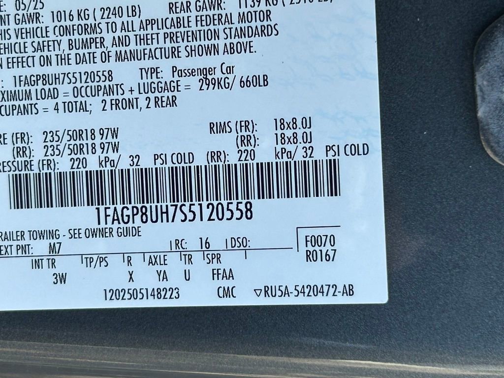 Used 2025 Ford Mustang Premium image 40