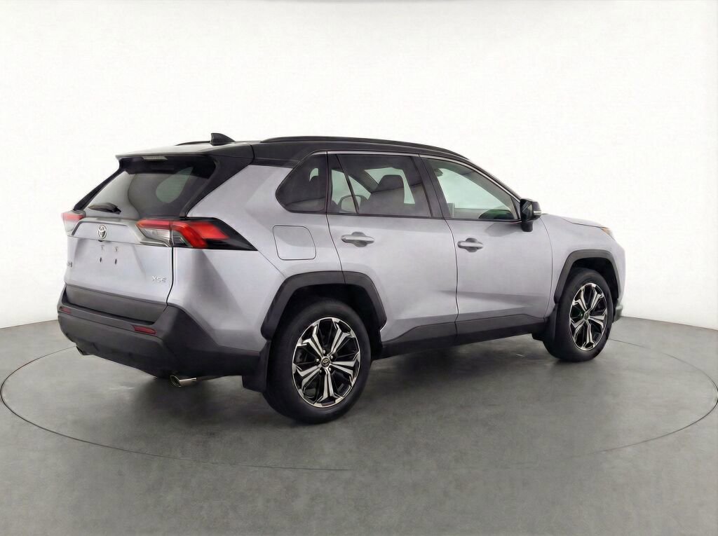 Used 2024 Toyota RAV4 XSE w/ Weather Package image 37