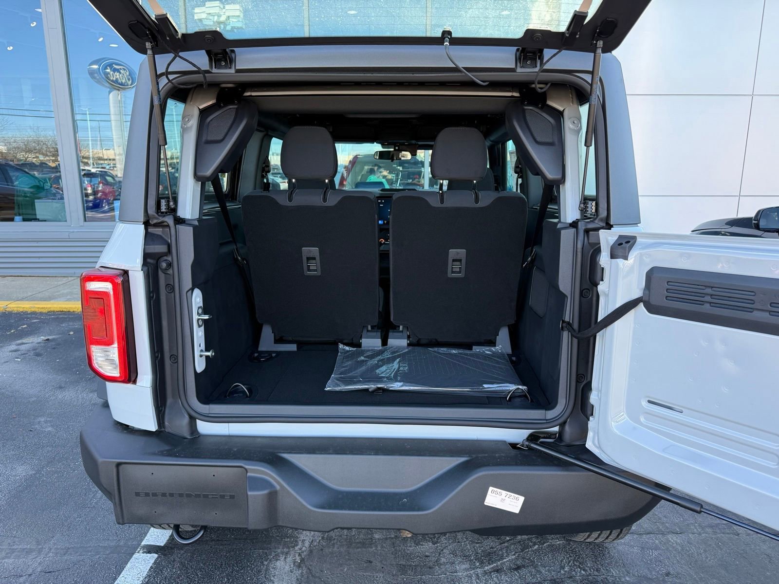 New 2026 Ford Bronco 2-Door image 37