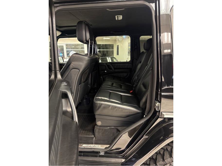 Used 2014 Mercedes-Benz G 63 AMG G 63 AMG 4MATIC Sport Utility image 25
