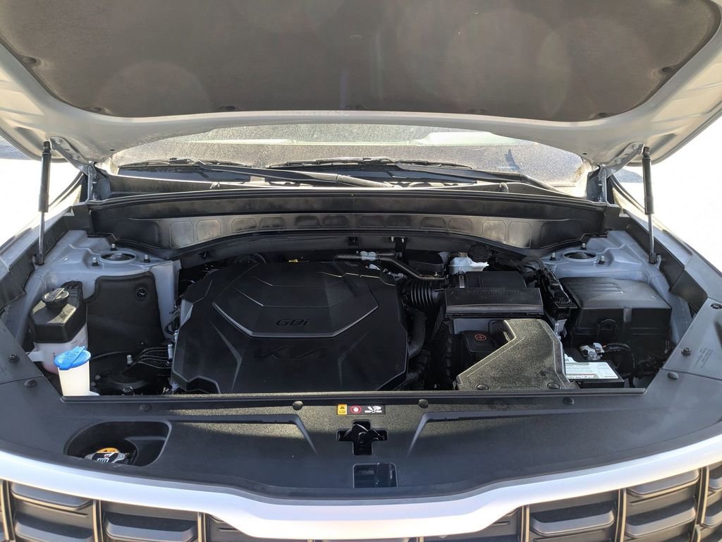 Used 2025 Kia Telluride S image 28