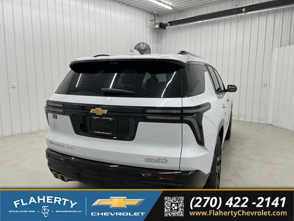 Used 2026 Chevrolet Traverse High Country AWD/4WD image 3