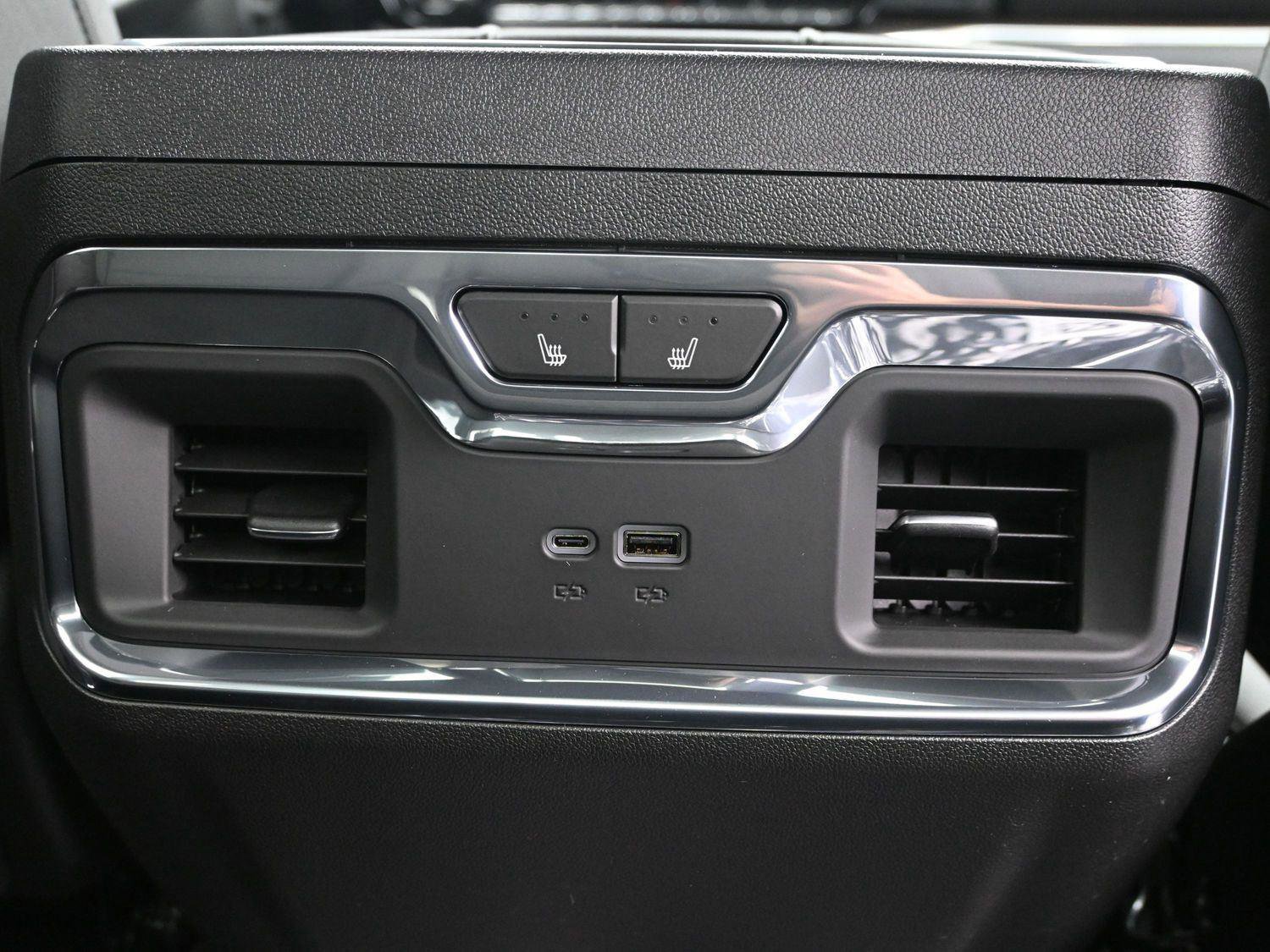 New 2026 GMC Sierra 2500 SLT w/ SLT Premium Package image 15