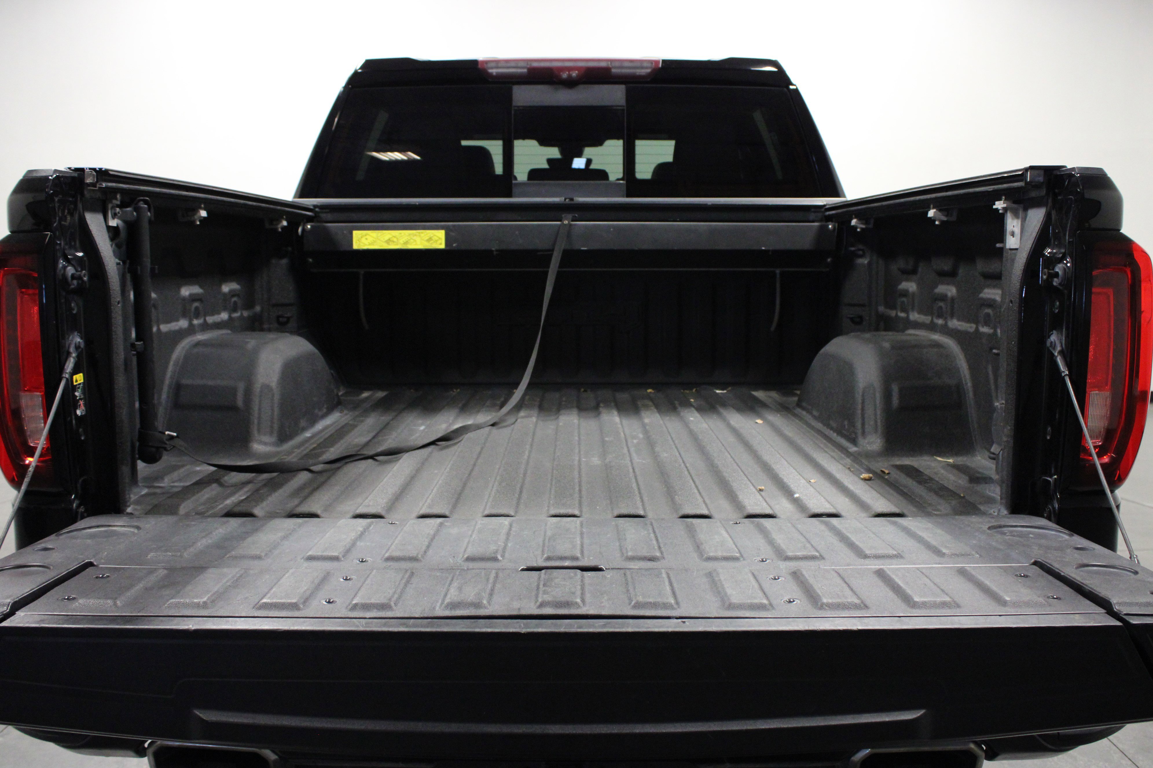 Used 2021 GMC Sierra 1500 AT4 w/ AT4 Premium Package image 14