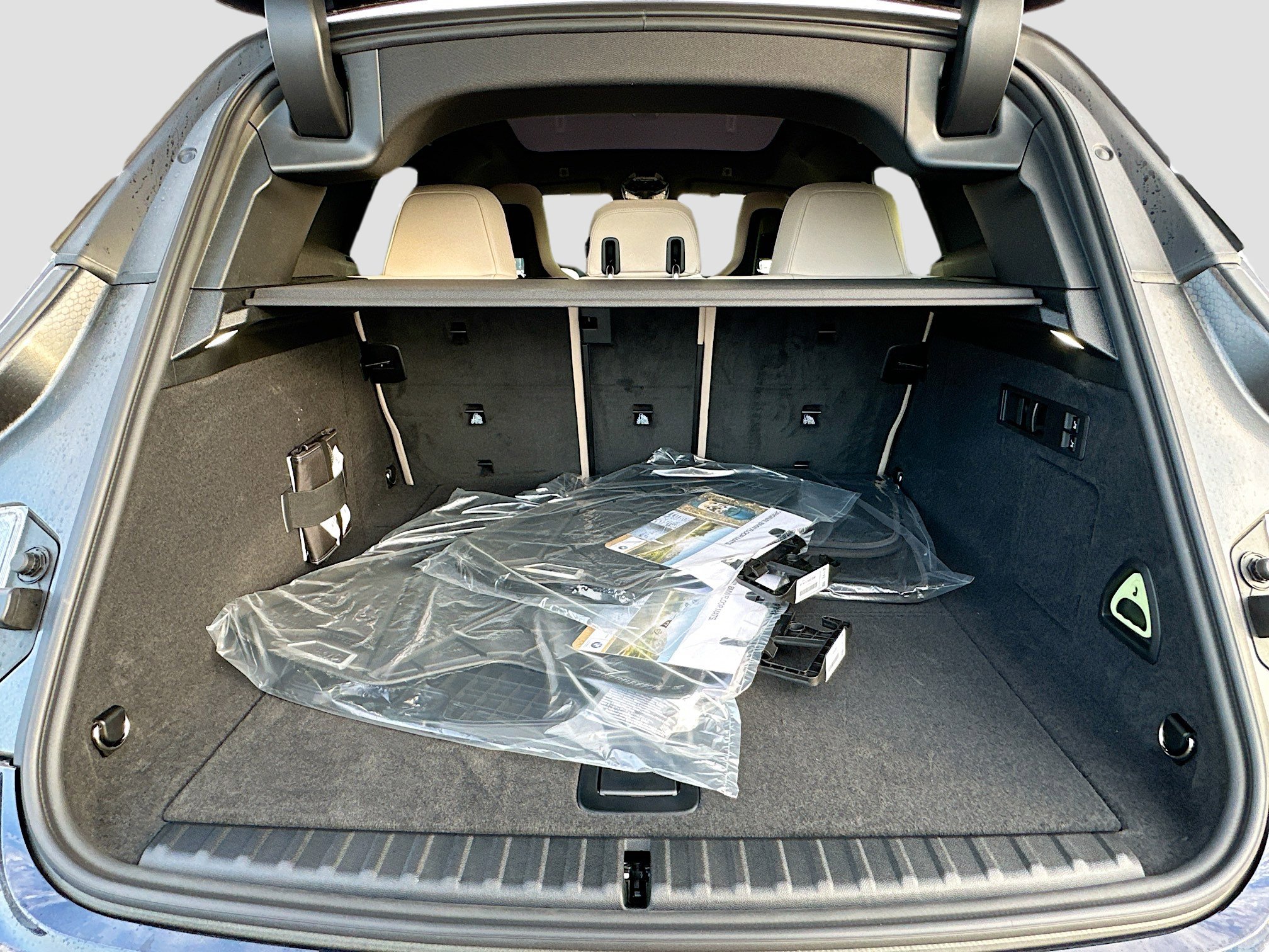 New 2026 BMW iX xDrive45 w/ Premium Package image 21