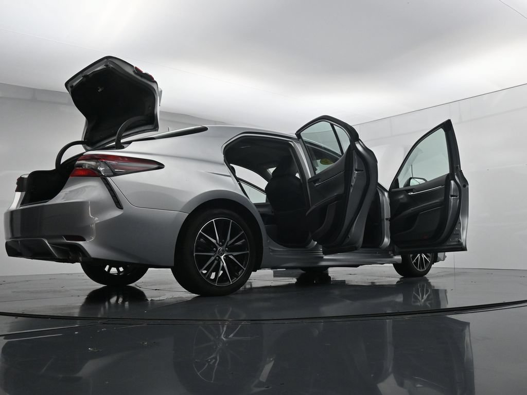 Used 2024 Toyota Camry SE FWD image 44