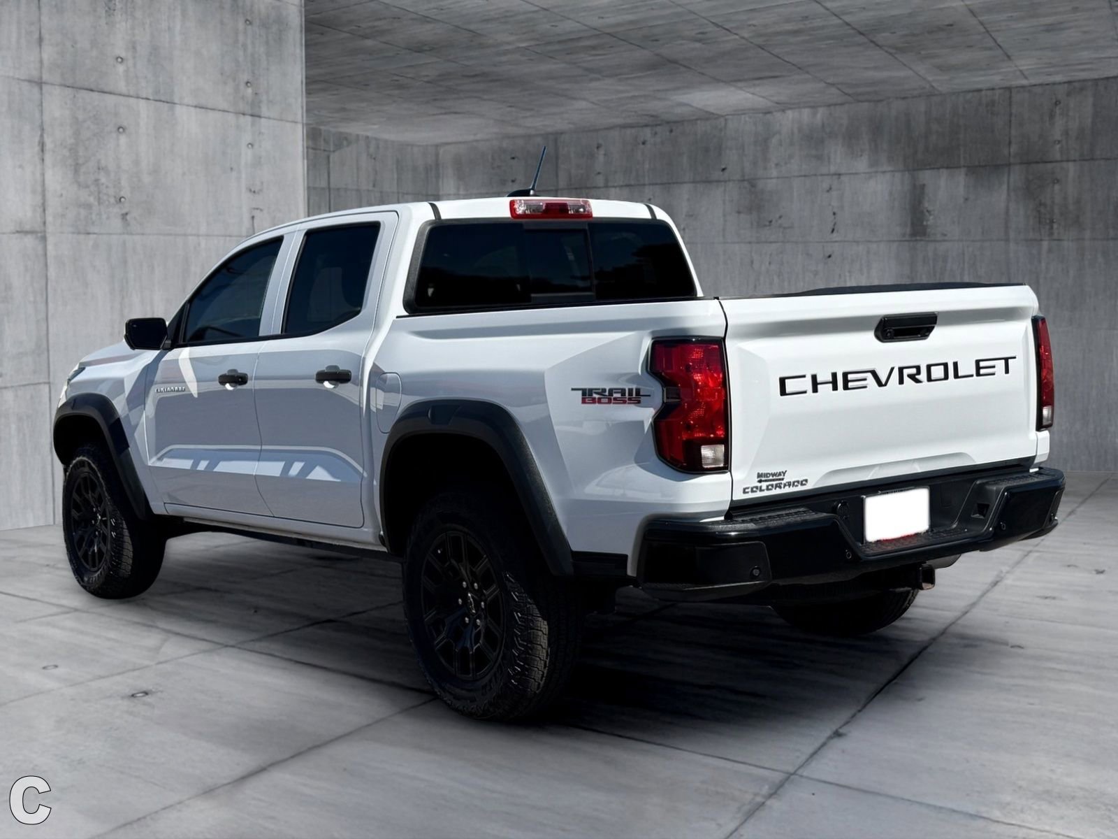 Certified 2024 Chevrolet Colorado Trail Boss w/ Technology Package AWD/4WD image 4