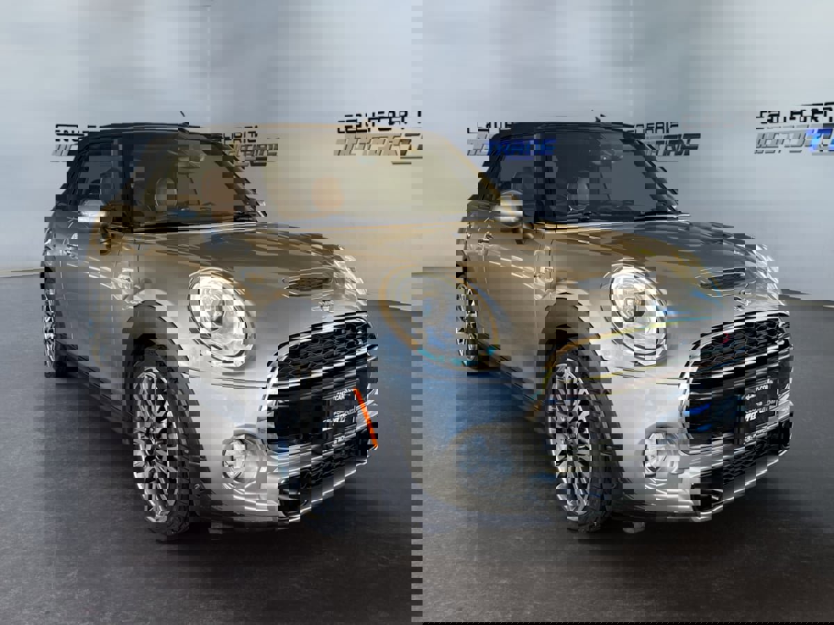 Used 2018 MINI Cooper S image 3