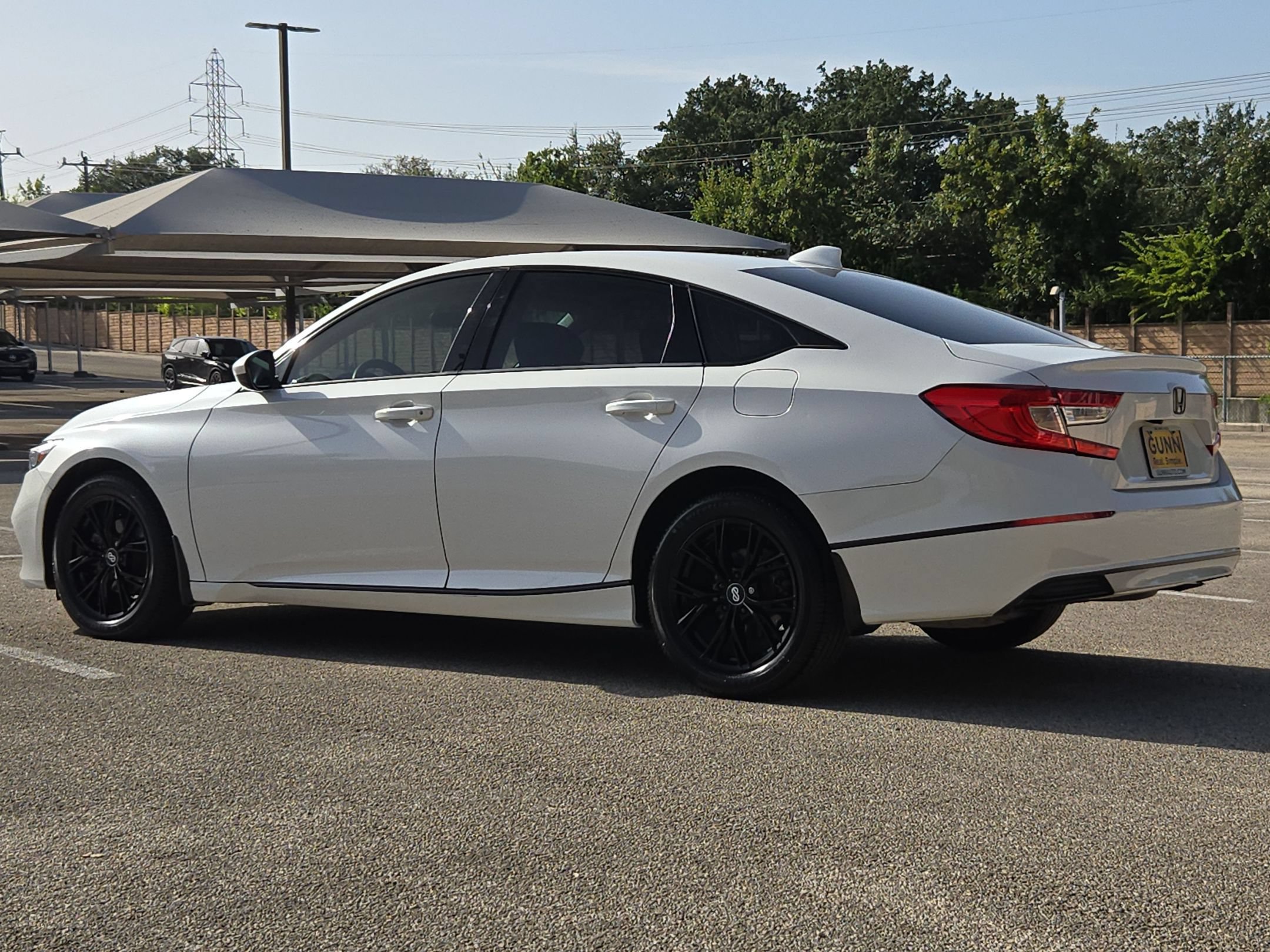 Used 2018 Honda Accord EX image 5