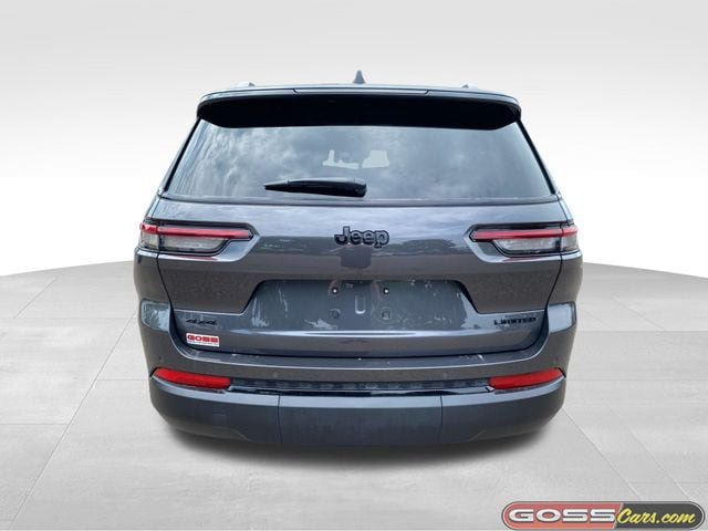 Certified 2025 Jeep Grand Cherokee L Limited w/ Black Appearance Package AWD/4WD image 4
