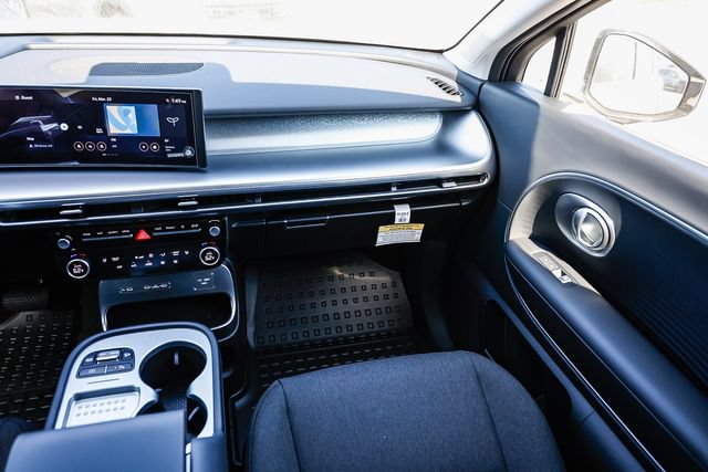 New 2026 Hyundai Ioniq 9 SE AWD/4WD image 18