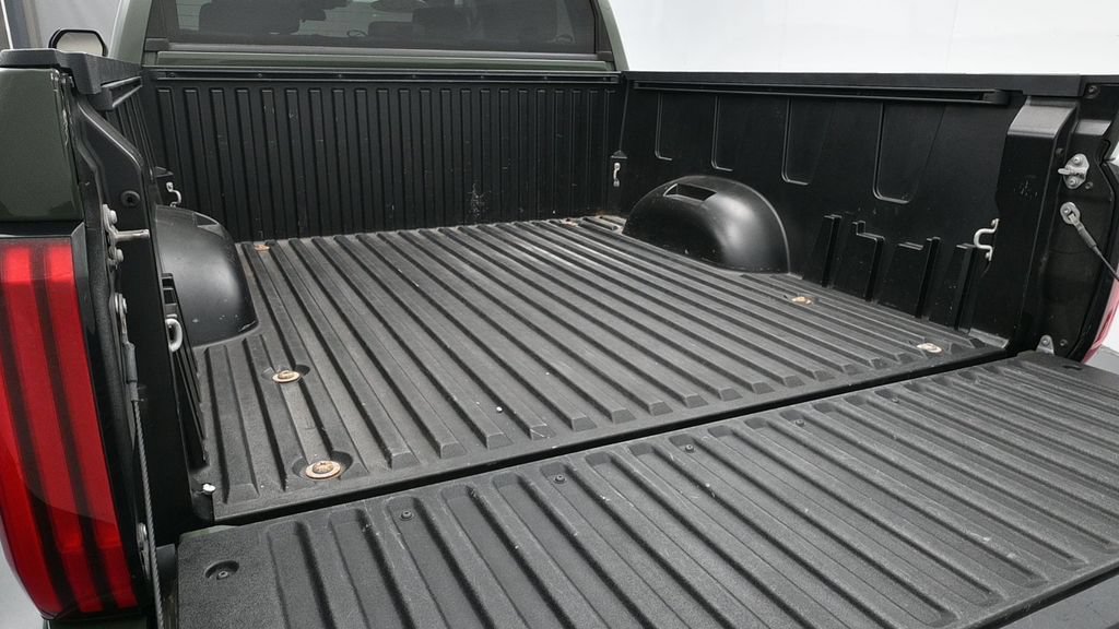 Used 2022 Toyota Tundra SR5 RWD image 14
