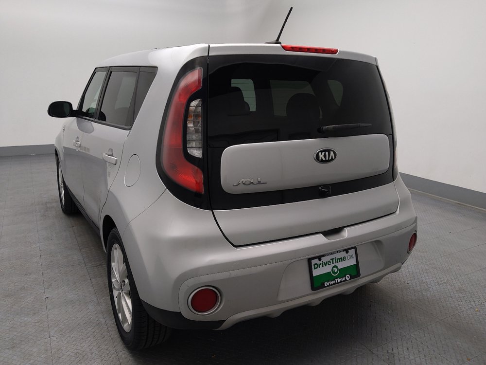 Used 2019 Kia Soul + FWD image 6