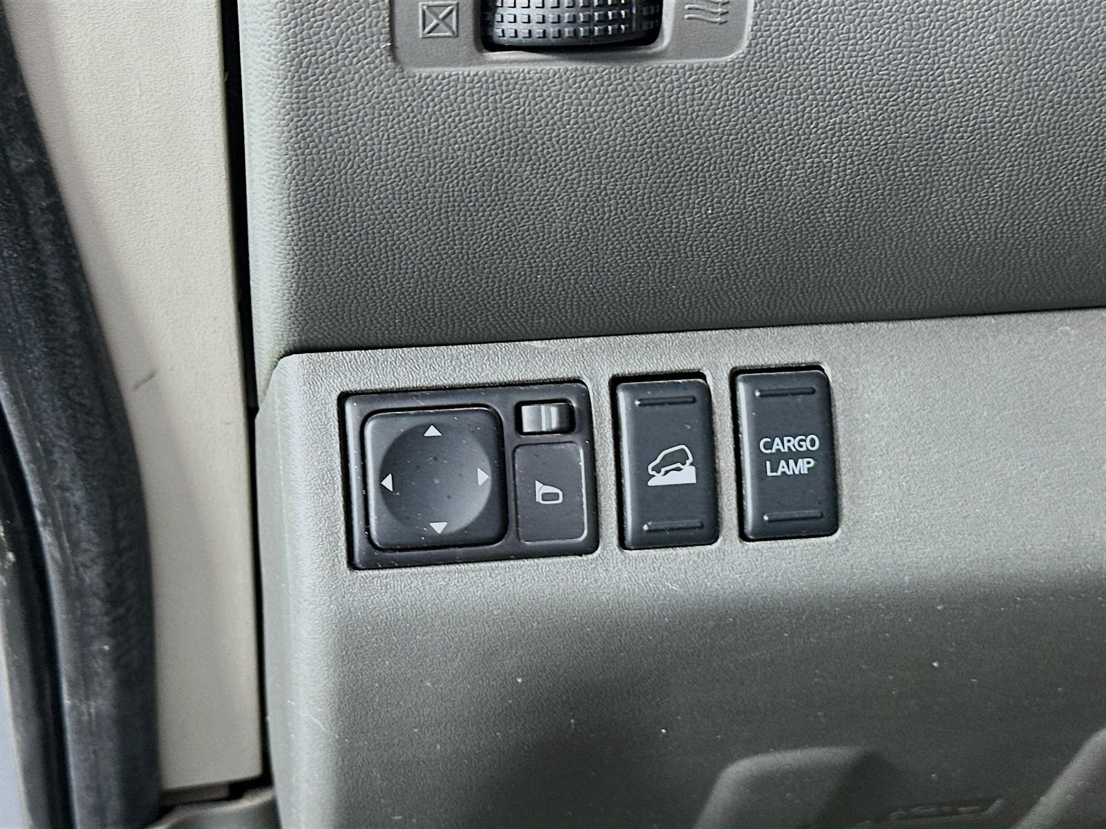 Used 2013 Nissan Frontier SV w/ SV Value Truck Pkg AWD/4WD image 10