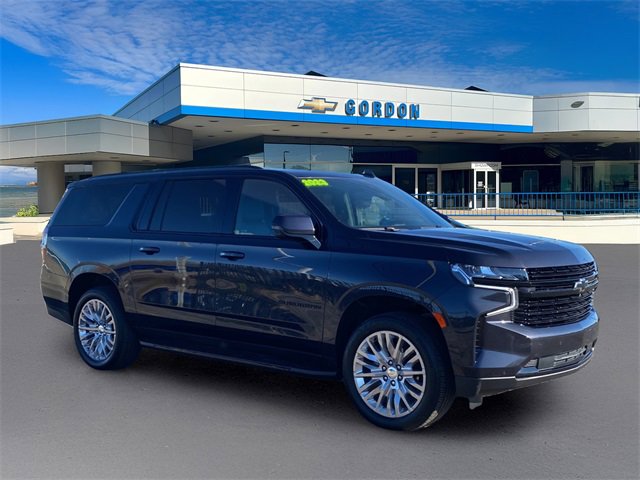 Used 2023 Chevrolet Suburban RST w/ Luxury Package image 6