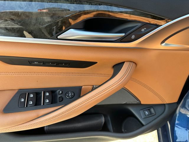 Used 2022 BMW 540i xDrive image 18