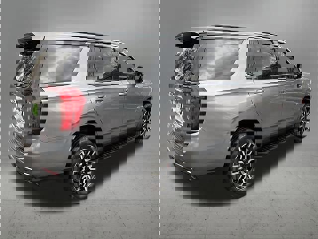 Used 2021 GMC Yukon AT4 w/ Rear Media and Nav Package image 5