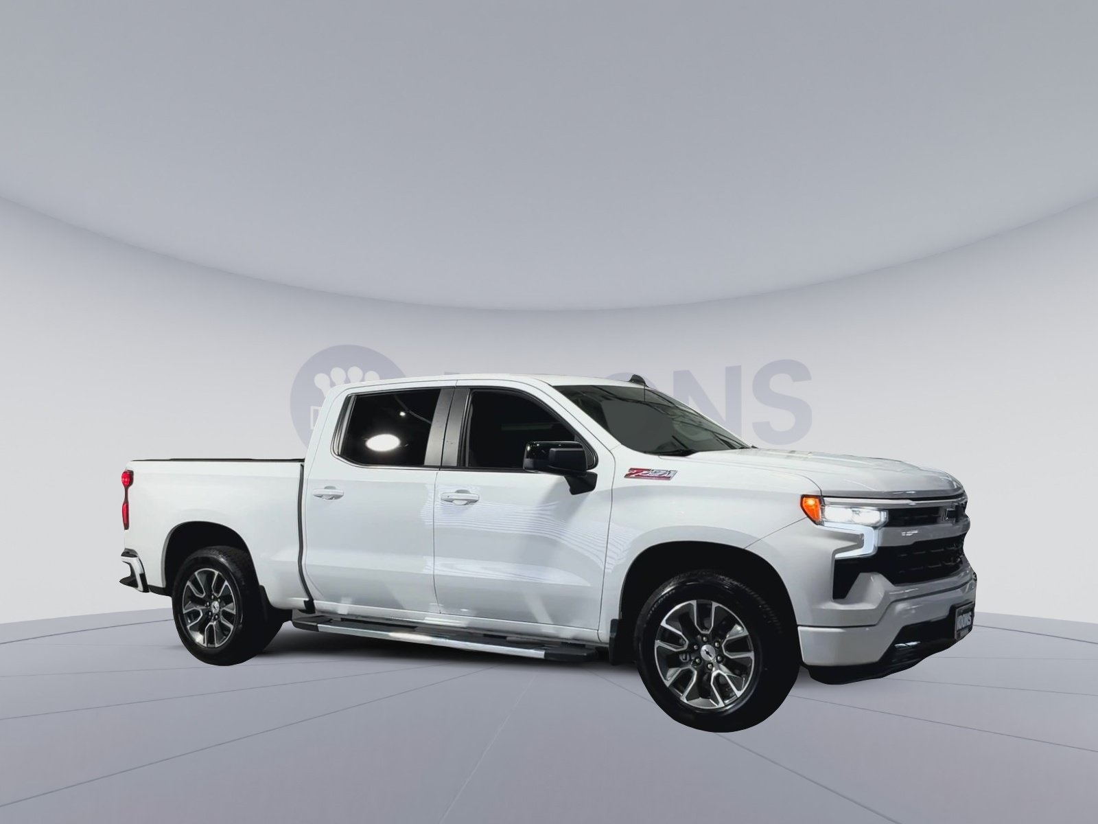 Used 2022 Chevrolet Silverado 1500 RST AWD/4WD image 2